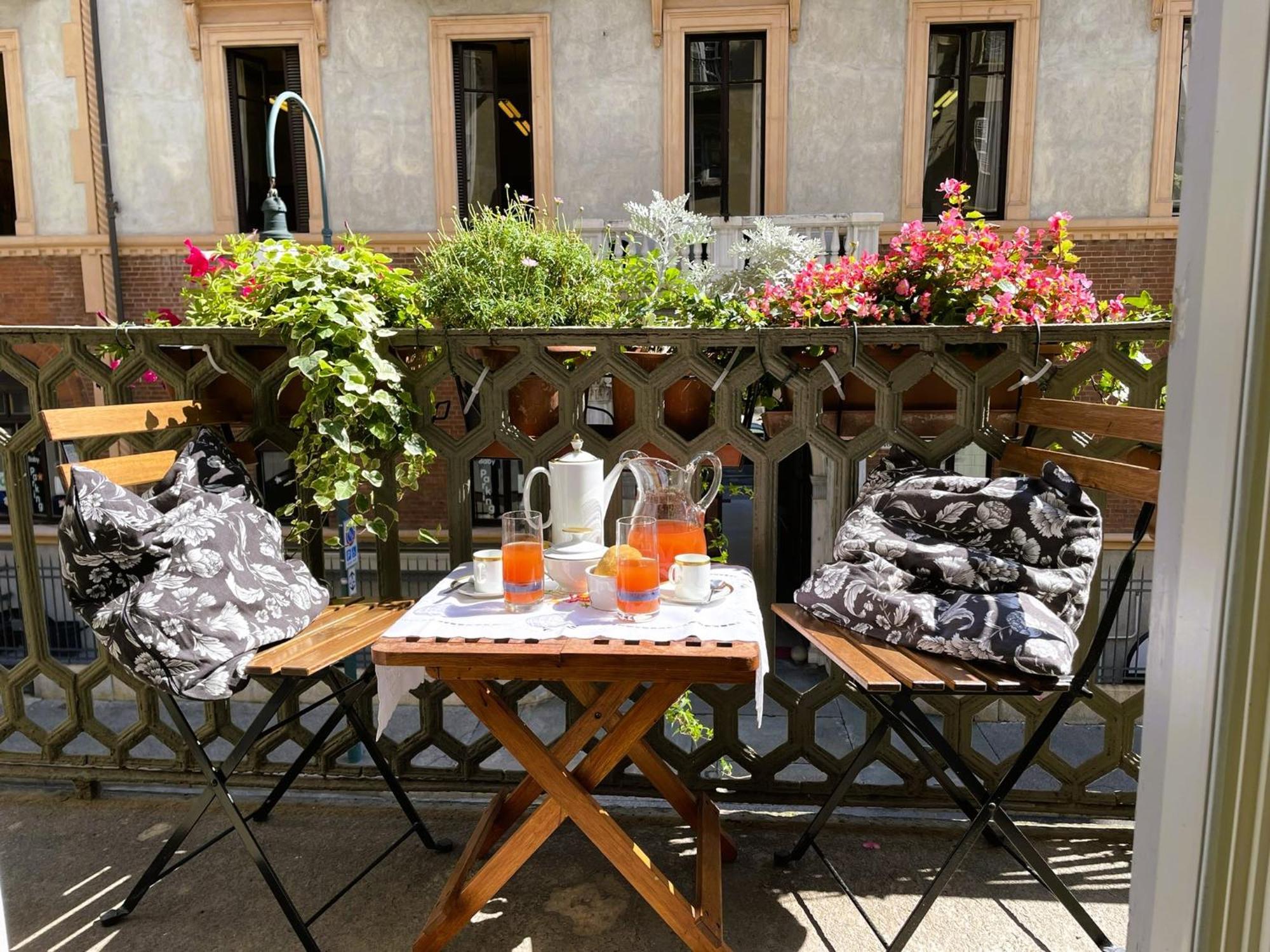 La Casa Di Ringhiera - Silenzioso Appartamento Di Charme Con Balcone Nel Quadrilatero Romano Τορίνο Εξωτερικό φωτογραφία